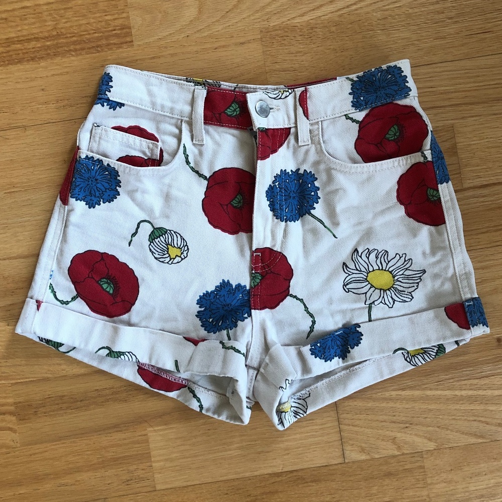 American Apparel Poppy Shorts size 25